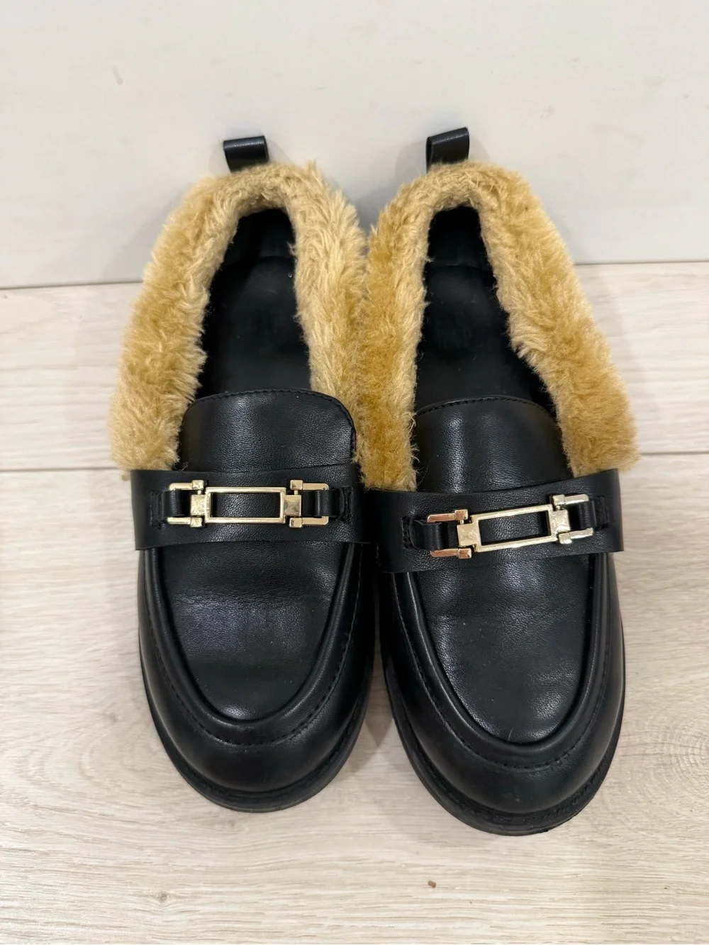 Toddler Girl Loafers with Faux Fur Size 11